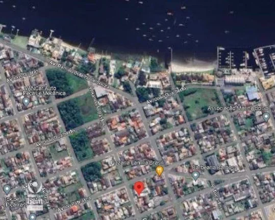 Imagem Casa 480m² com espaço gourmet e piscina, 7 quartos, 5 vagas de garagem à venda por R$ 2.500.000 - Piçarras - Guaratuba/PR