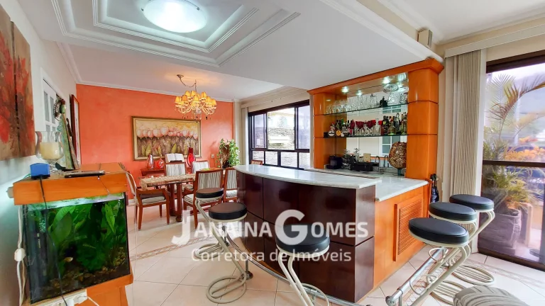 Imagem Casa sofisticada com 4 quartos, 3 suítes, jardins e área de lazer