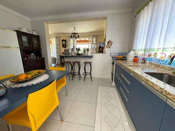Imagem Casa à venda com 3 quartos, sendo 3 suítes, no condomínio Portal dos Nobres, Atibaia - SP