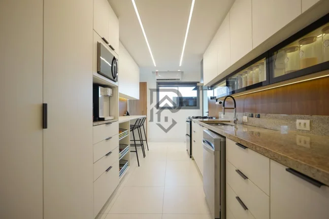 Imagem Apartamento Alto Padrão mobiliado andar alto