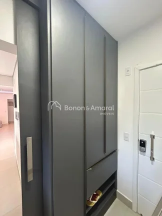 Imagem Apartamento de 115 m², totalmente reformado, com sol da manhã.
Conta com:

03 suítes

Lavabo

Arm...