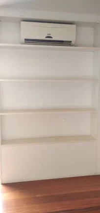 Imagem Excelente apartamento no centro da cidade, com ampla varanda e vista privilegiada, com sala 03 ambie...