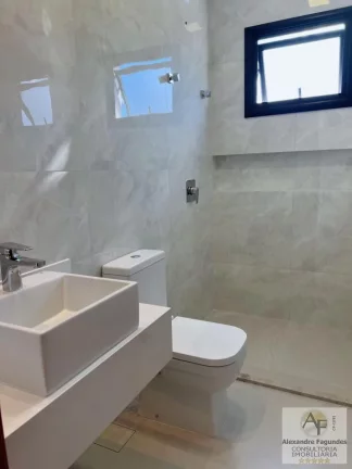 Imagem Sobrado em Condomínio para Venda em Aparecida de Goiânia, Jardins Sevilha, 4 dormitórios, 4 suítes, 6 banheiros, 4 vagas