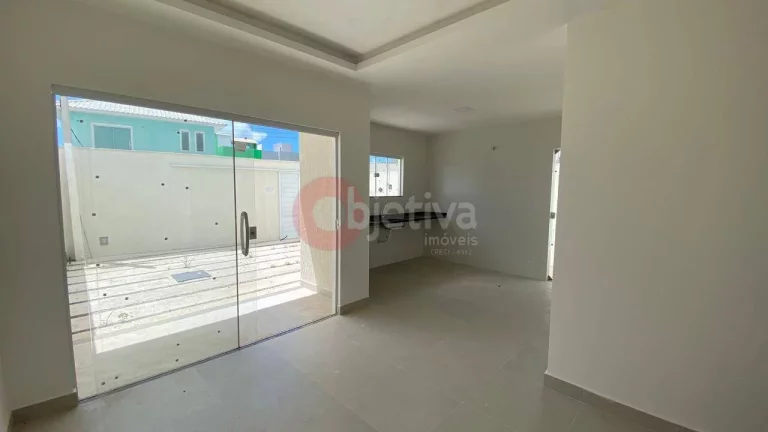 Imagem Casa linear independente, 2 quartos, 110m², Vila do Peró - Cabo Frio