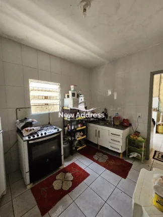 Imagem Casa 2 quartos à venda em Enseada de Jacaraípe, murada e gradeada, ideal para quem busca praticidade e quintal.