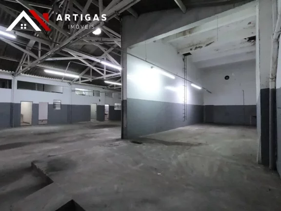 Imagem Alugo Galpão no Belenzinho A.C 1500 m2 com entrada para caminhões - 2 Pisos