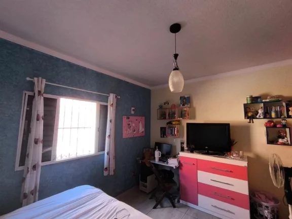 Imagem Sobrado com 3 dormitórios à venda, 375 m² por R$ 695.000,00 - Vila Jurema - Ferraz de Vasconcelos/SP
