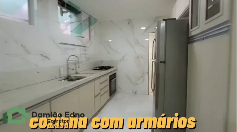 Imagem Casa com 3 Quartos e 3 banheiros, 239 m² por R$ 990.000