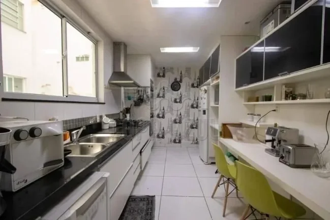 Imagem Copacabana – Avenida Atlântica | Residencial › Apartamento 4 quarto(s) à Venda