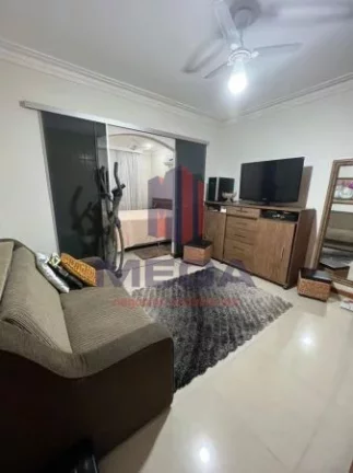 Imagem Casa com Excelente tamanho e na rua principal do comércio em Santa Inês, próximo a Glória!!!!