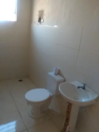 Imagem Casa com 1 quarto , sala , cozinha , lavanderia , banheiro social e 1 vaga de garagem.
 A Palace Imo...