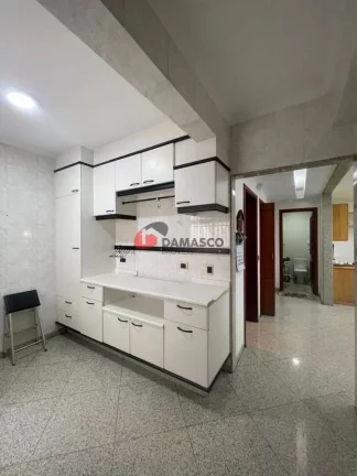 Imagem Sobrado à venda 4 Quartos, 4 Suites, 8 Vagas, Olímpico, São Caetano do Sul - SP