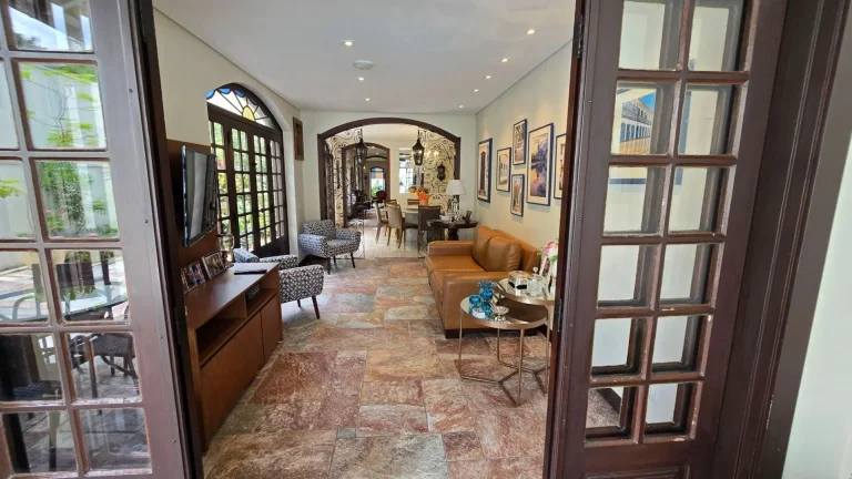 Imagem Casa com 3 dormitórios à venda, 387 m² por R$ 2.650.000,00 - Jardim Marajoara - São Paulo/SP