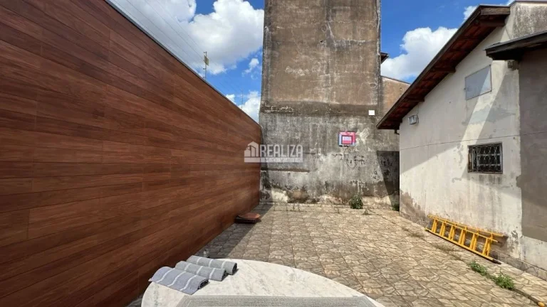 Imagem Casa à venda no bairro Quinta Boa Esperança, Uberaba: 3 dormitórios, suíte, garagem
