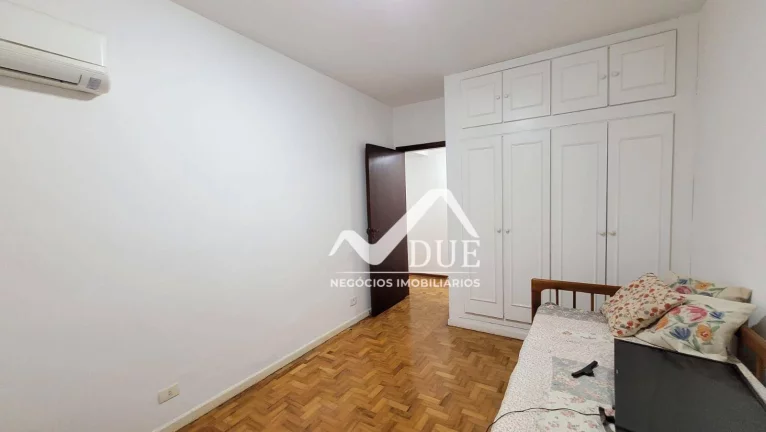 Imagem Apartamento com 2 dormitórios à venda, 113 m² por R$ 690.000,00 - Gonzaga - Santos/SP