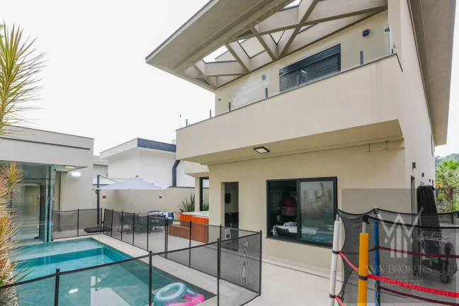 Imagem Casa á Venda Alto Padrão Próxima ao Clube Cond Genesis II
