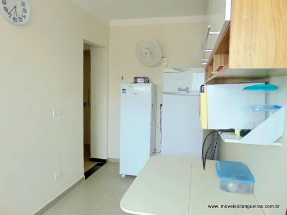 Imagem Tombo - Uma quadra do mar - Totalmente reformado - Garagem demarcada.
