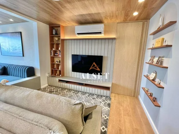 Imagem Apartamento reformado no Tatuapé com 3 suítes