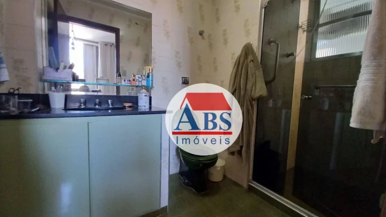 Imagem Apartamento com 3 dormitórios à venda, 167 m² por R$ 720.000 - Pompéia - Santos/SP a uma quadra da praia