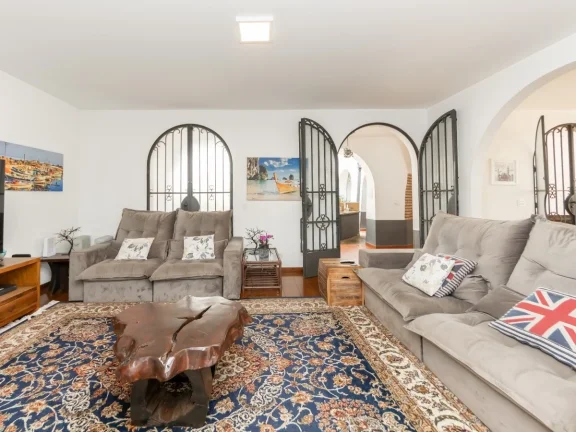 Imagem Casa Duplex Brooklin - 465M², 5 Dorms, 3 Suítes, 3 Vagas Determinadas, Piscina, Churrasqueira, Varanda, Terraço.