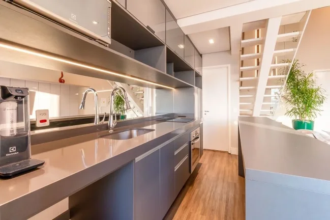 Imagem Apartamento Duplex 60M², 1Q, 1 Suíte, 1 Vaga, 1 Lavabo, Academia, Piscina, Salão de Festas, Sauna, Solarium, Área de Serviço.