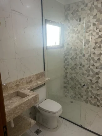 Imagem Imóvel de luxo no Jardim Astro em Sorocaba-SP: Casa em condomínio com 4 quartos, 1 suite, 2 salas, 4 banheiros e 4 vagas.