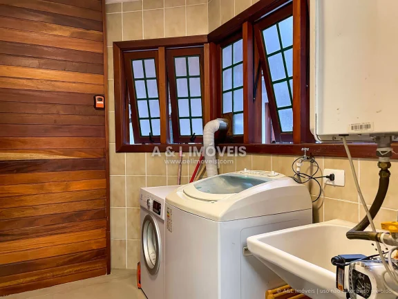 Imagem Cobertura Duplex em Capivari, Campos do Jordão | 322,02 m² | Mezanino