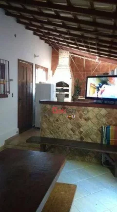 Imagem Casa com 5 dormitórios à venda, 420 m² por R$ 5.000.000 - Village da Ferradura - Armação dos Búzios/RJ