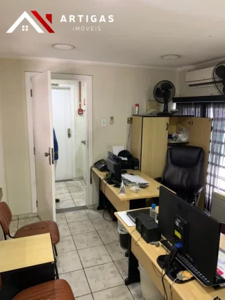 Imagem Galpão para Locação A.C. 500m² na Vila Carrão Trifásico 95 Kva Comercial Escritórios Banheiros refeitório