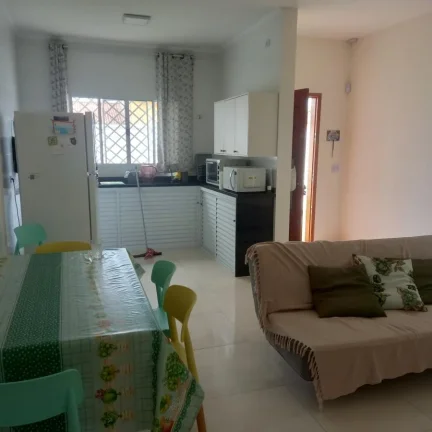 Imagem Casa para Venda em Itanhaém, Jardim Jamaica, 2 dormitórios, 1 suíte, 1 banheiro, 2 vagas