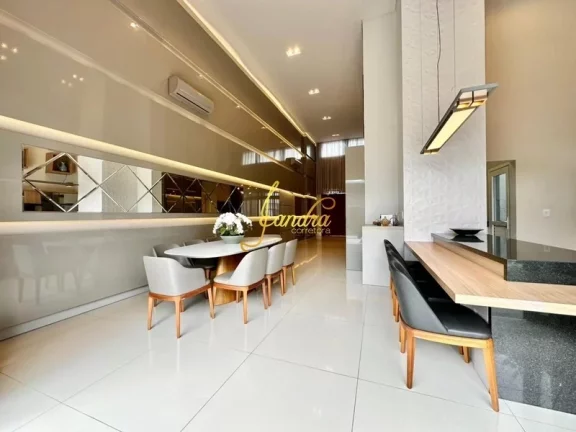 Imagem Excelente Casa no Condomínio Capão Ilhas! Estilo Contemporânea, mobiliada e decorada, composta por 03 suítes