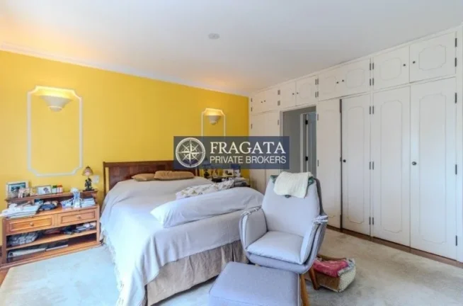Imagem Cobertura Triplex Higienópolis - 337M², 4 Dorms, 1 Suíte, 3 Vagas, Armários, Despensa, Lavabo.