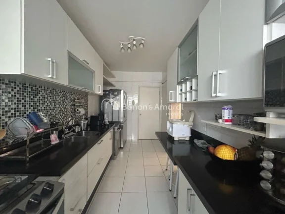 Imagem Viva em um dos bairros mais desejados da cidade!
Este apartamento oferece 115 m² de área útil em ...