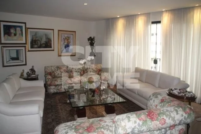 Imagem Excelente apartamento com incríveis 450m2, 4 dormitórios ( 4 suítes ), 6 banheiros, living para 3...