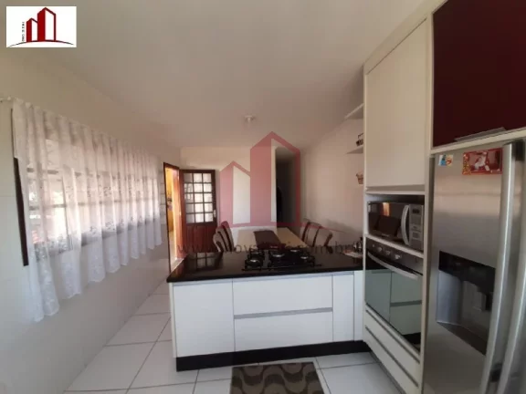 Imagem Imperdível: Casa à venda em Caieiras-SP, bairro Serpa, 3 quartos, 1 suíte, 2 salas, 1 banheiro, 2 vagas de garagem, 122,12m².