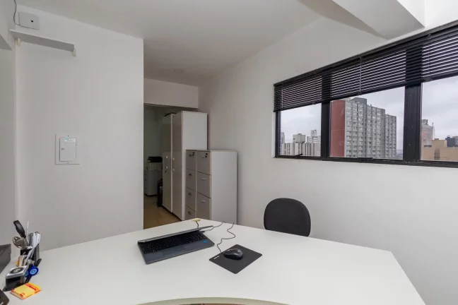 Imagem Sala comercial no Centro de Curitiba, PR