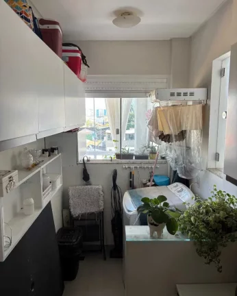 Imagem Apartamento de 2 dormitórios e 1 vaga de garagem no bairro Tabuleiro em Camboriú/SC