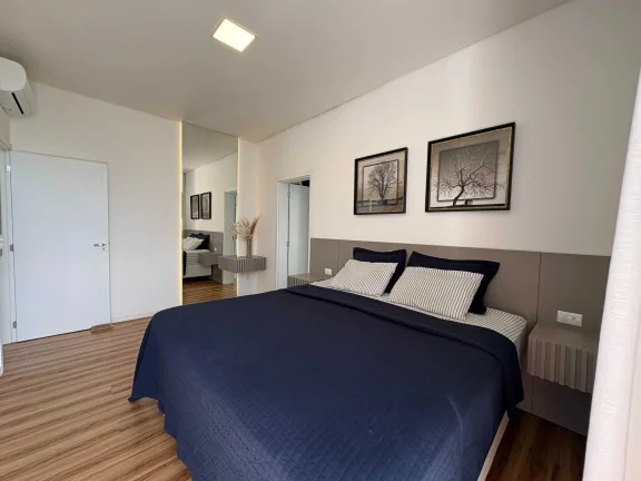 Imagem Casa mobiliada no Condomínio Caledônia com 3 suítes e 6 vagas de garagem em Camboriú/Sc