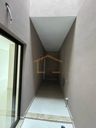 Imagem MARAVILHOSO Sobrado 4 dormitórios, sendo 4 suítes, 2 delas conjugadas, closet, espaço para escrit...