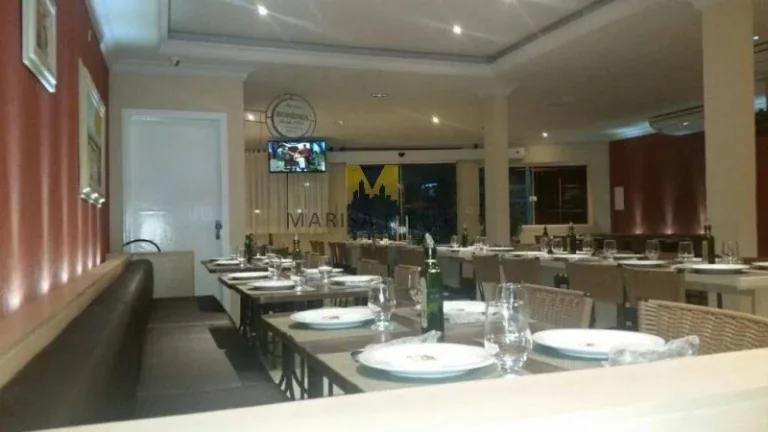 Imagem Vendo Predio Comercial 800m2 com loja terrea e sobreloja no Centro de Piraquara