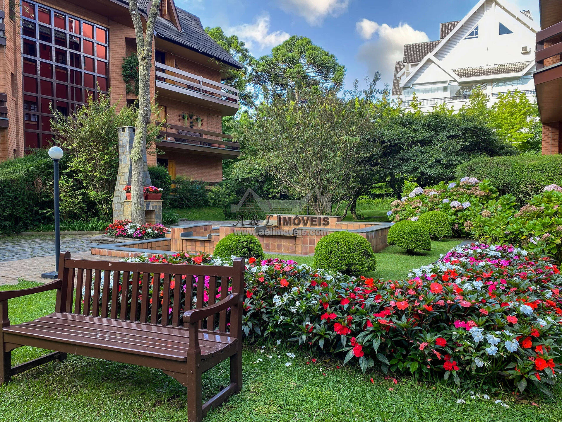 Imagem Apartamento à venda em Campos do Jordão – Localizado no centro do Capivari
