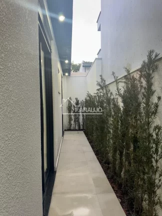 Imagem Casa em Condomínio à Venda em Sorocaba-SP, 3 Quartos, 2 Vagas, 135m²
