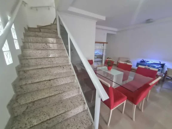 Imagem Casa para Venda em Santos, Vila Matias, 3 dormitórios, 1 suíte, 3 banheiros, 1 vaga