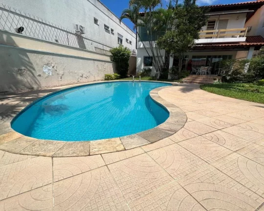 Imagem PARQUE DOS PRÍNCIPES , 4 DORM , 2 SUÍTE , COM PISCINA .