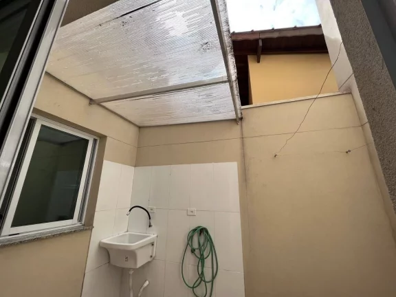 Imagem Apartamento com 2 dormitórios à venda, 50 m² por R$ 300.000,00 - Vila Pires - Santo André/SP