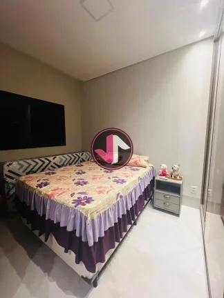 Imagem Casa Térrea com Acabamento de Classe A: Localizada no Condomínio Primor das Torres. Casa térrea c...