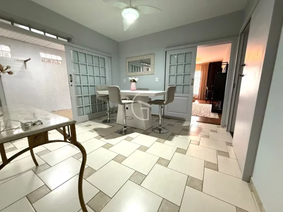 Imagem Casa à venda no Santo Antonio em Joinville, por 890 mil