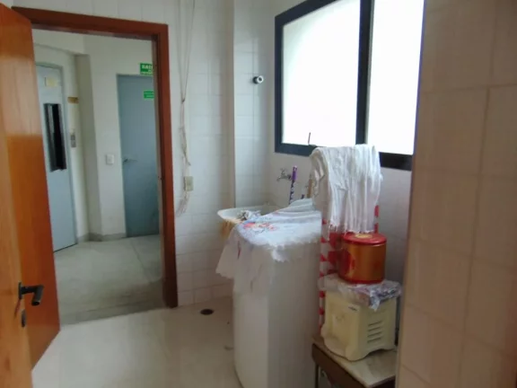Imagem Apartamento com 3 dormitórios, 140 m² - venda por R$ 640.000,00 ou aluguel por R$ 8.412,00/mês - Pitangueiras - Guarujá/SP