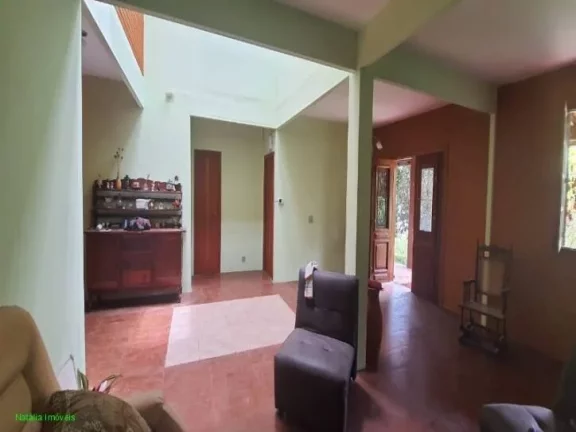 Imagem Linda casa, construção ecológica, com aquecimento solar.
Construção com menos de 10 anos.
área...