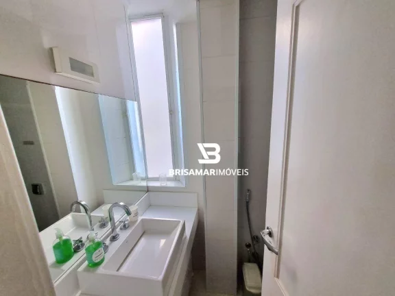 Imagem PITANGUEIRAS - FRENTE TOTAL MAR COM MARAVILHOSA VISTA , GARAGEM DEMARCADA NO PRÉDIO.